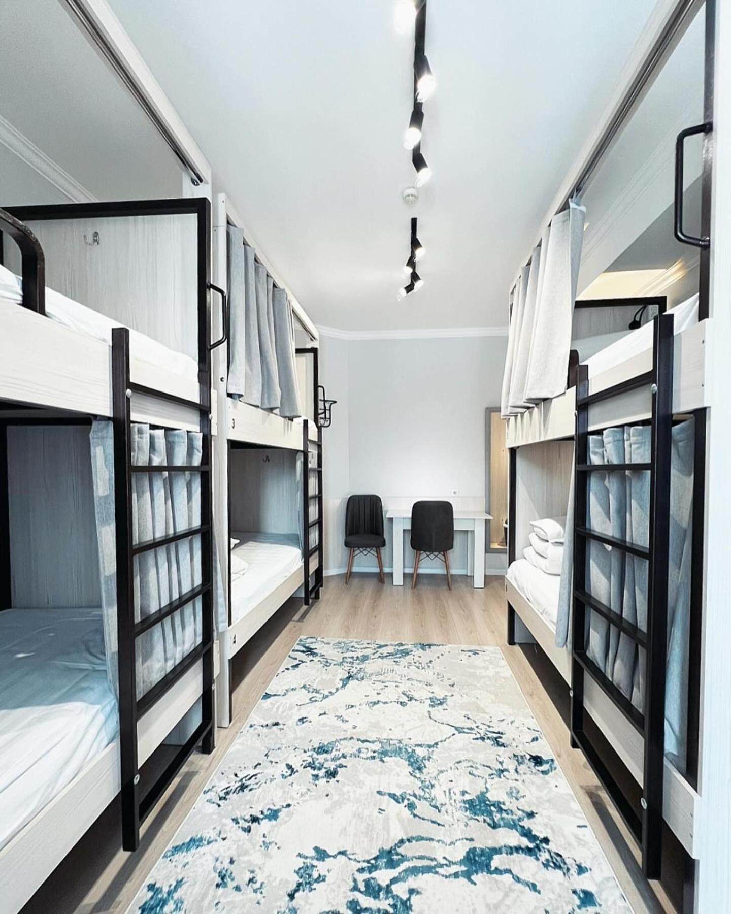 Compass Hostel Bishkek Luaran gambar