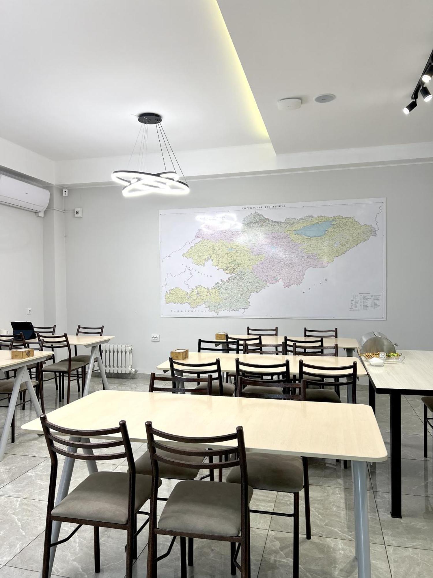 Compass Hostel Bishkek Luaran gambar