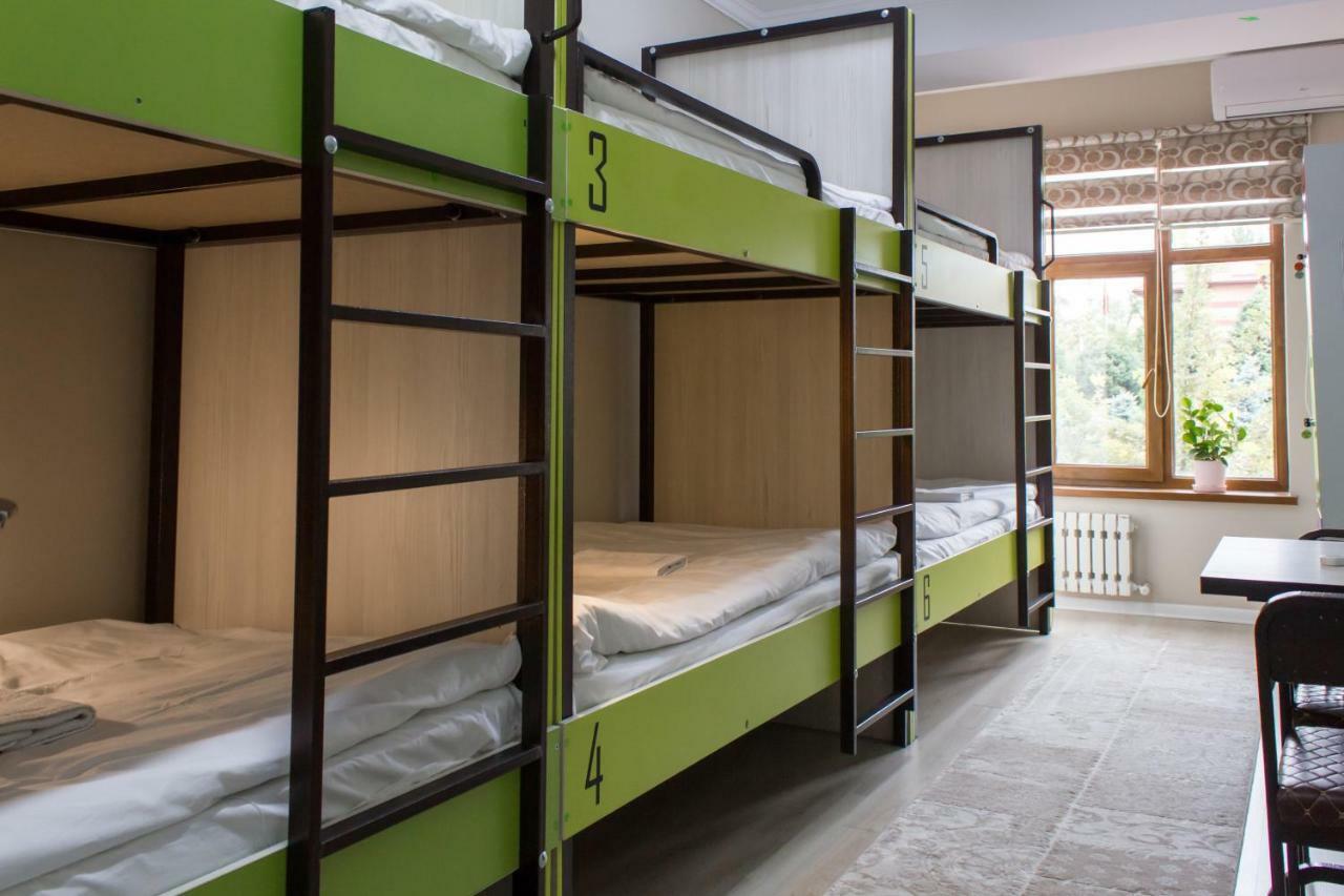 Compass Hostel Bishkek Luaran gambar